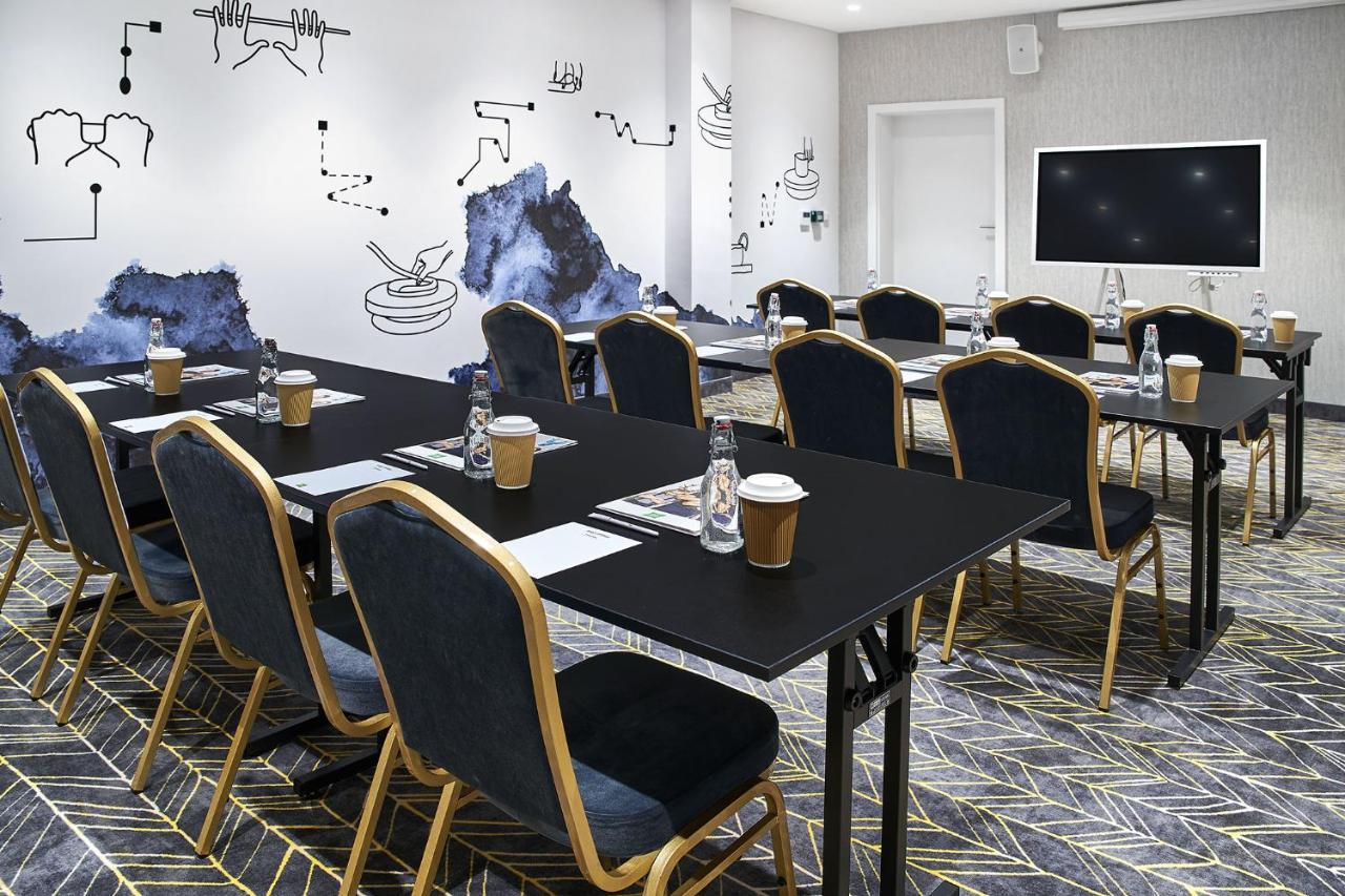 Ibis Styles Boleslawiec Болеславец Екстериор снимка